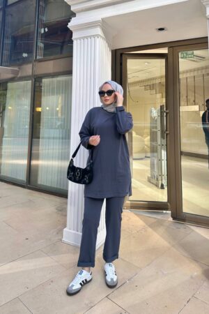 Duble Paça Manşet Detaylı Rahat Kalıp Uzun Alt Üst Tesettür Takım (Antrasit)