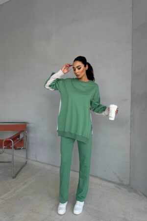 Arkası Gömlek Detaylı Rahat Kalıp Alt Üst Tesettür Takım (Yeşil)